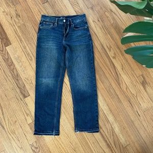Gap Straight Leg Dark Wash Cropped Jean